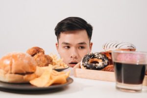 How to Manage Food Cravings