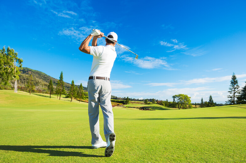golf club fit, man swinging
