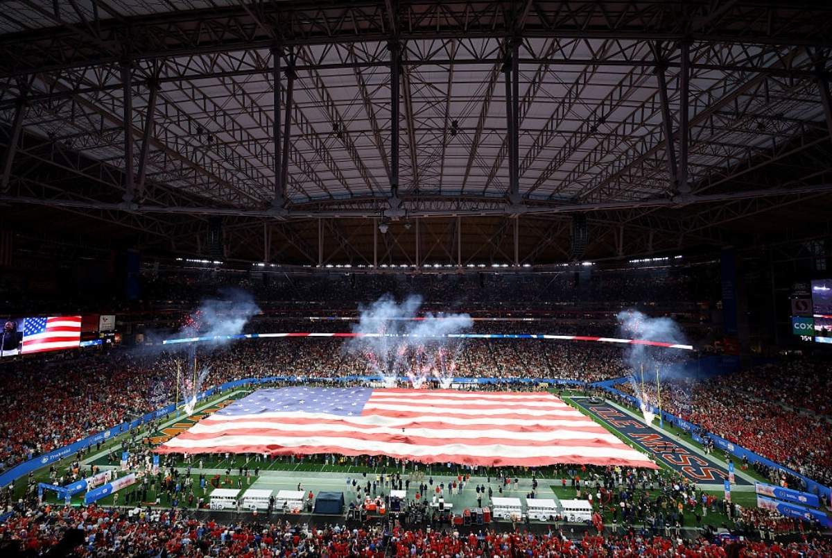 GLENDALE, ARIZONA - JANUARY 08: A general view of State Farm Stadium during the national anthem prior to the game between the Ole Miss Rebels and the Miami Hurricanes during the 2025 College Football Playoff Semifinal at the VRBO Fiesta Bowl on January 08, 2026 in Glendale, Arizona. (Photo by Christian Petersen/Getty Images)
