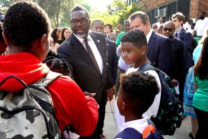 chicago students, scholarships