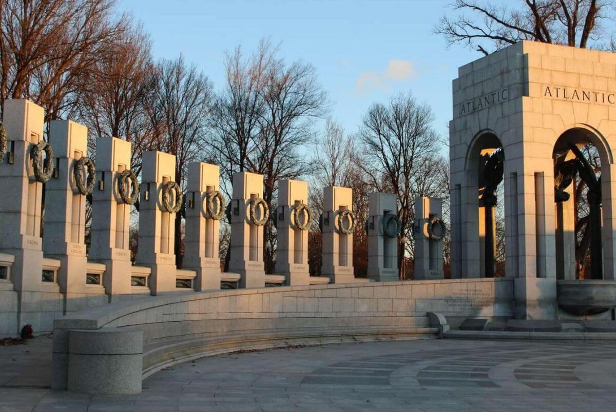 National-Mall-WWII-Monument
