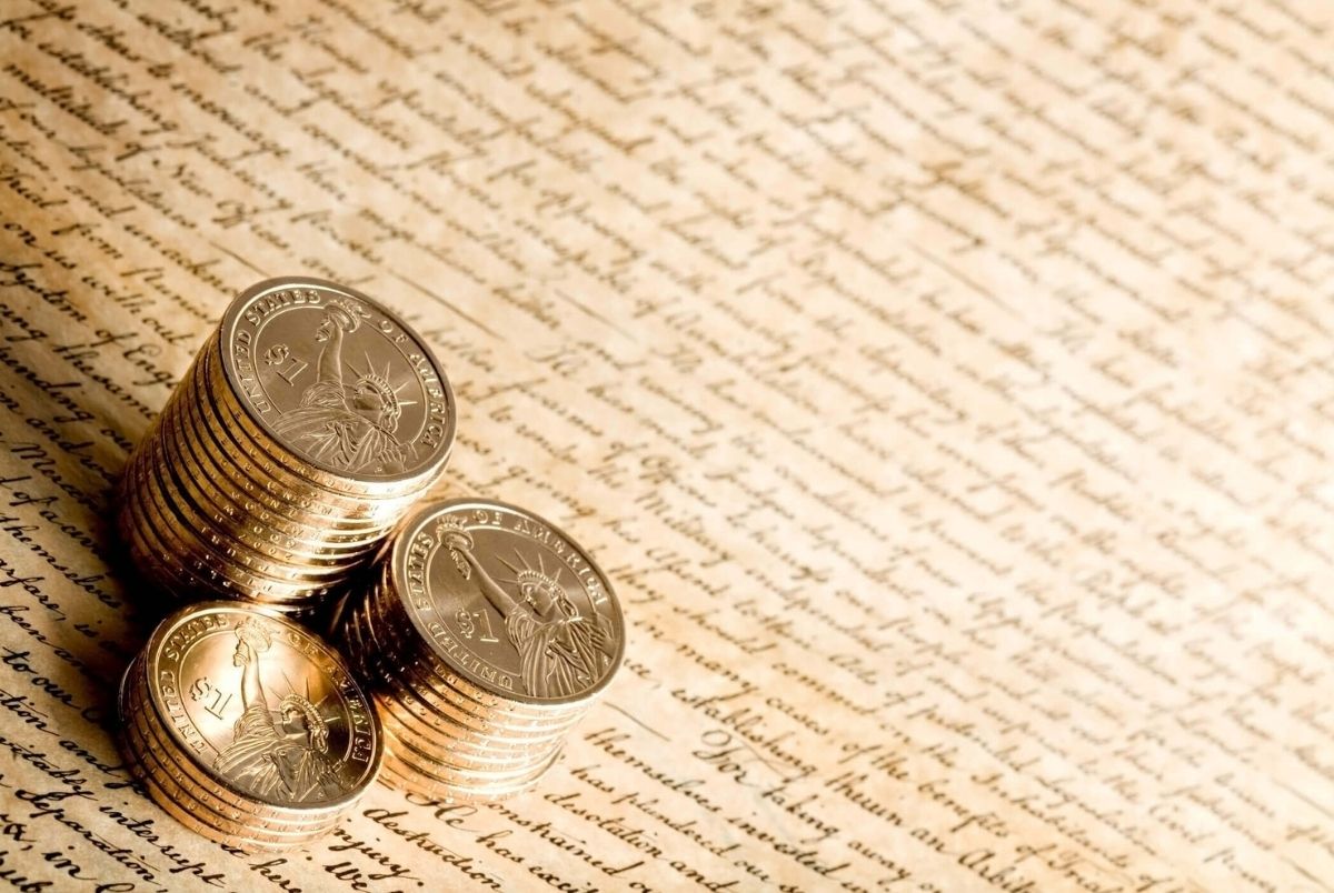 US dollar coins on constitution, macro with limited dof